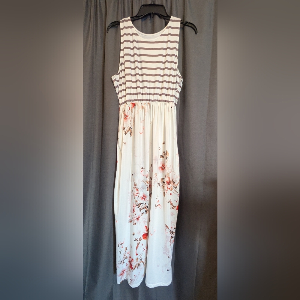 NWOT Striped Floral Maxi Dress Sz. M